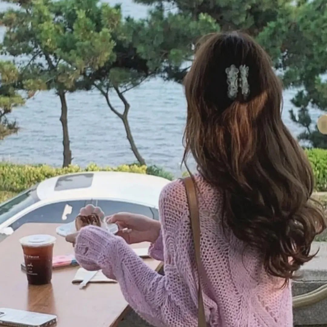女魔